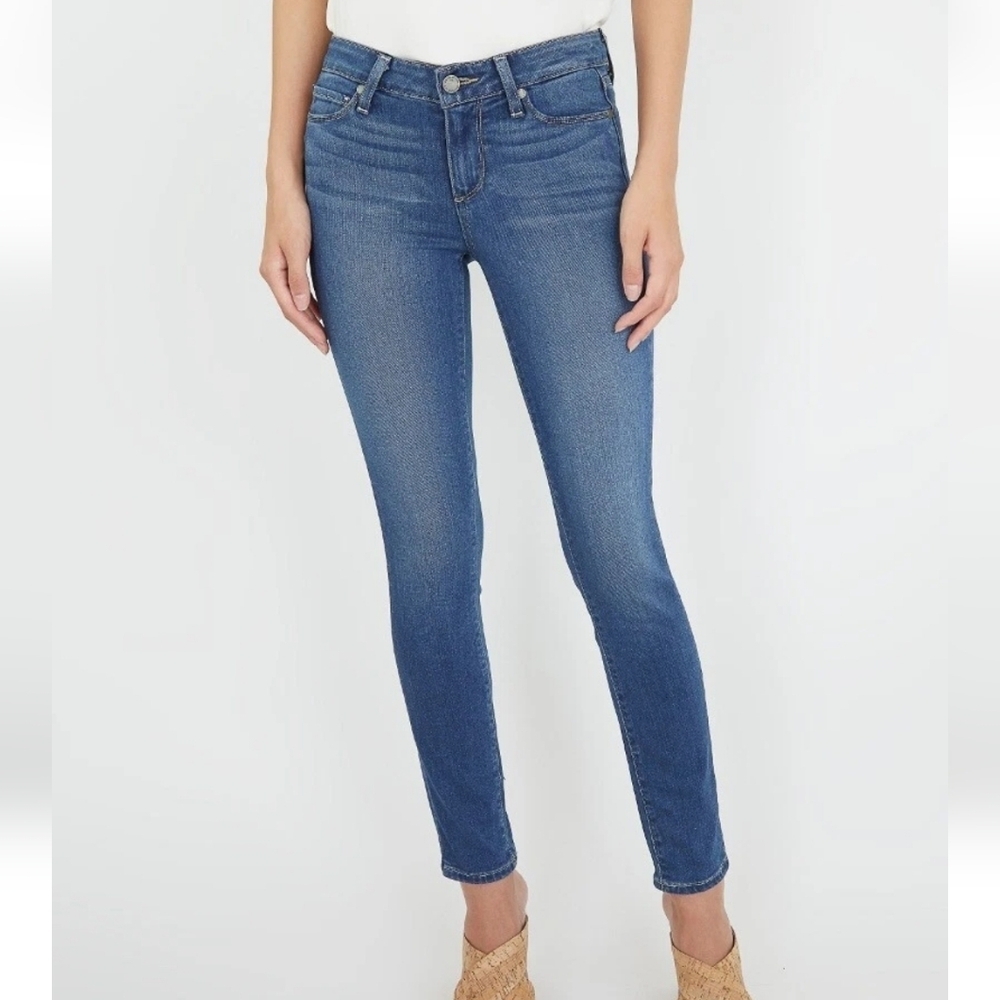 PAIGE Skyline Ankle Peg  Stretchy Jeans Size 29